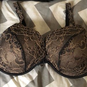 Cacique plunge lace bra